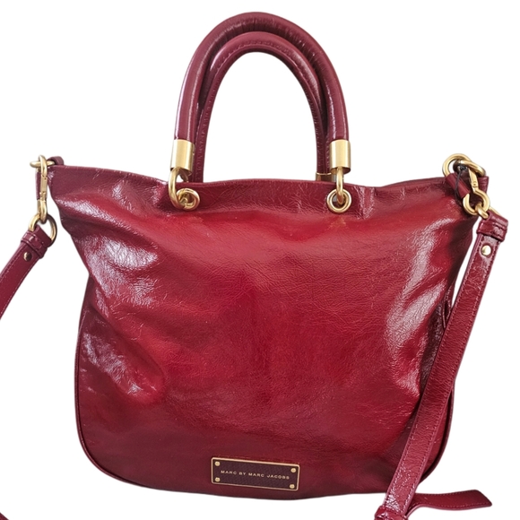 Marc Jacobs Red Patent Leather Two Way Too Hot To Handle Bag - Picture 2 of 14